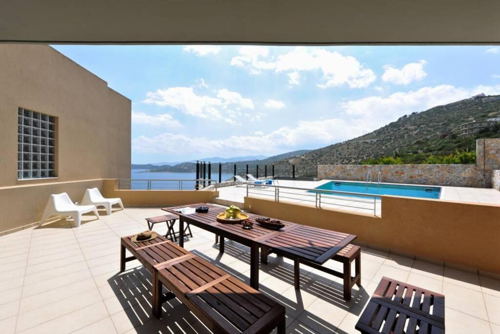 Wonderful Eco Friendly Villa Augustine Ampelo Exterior photo